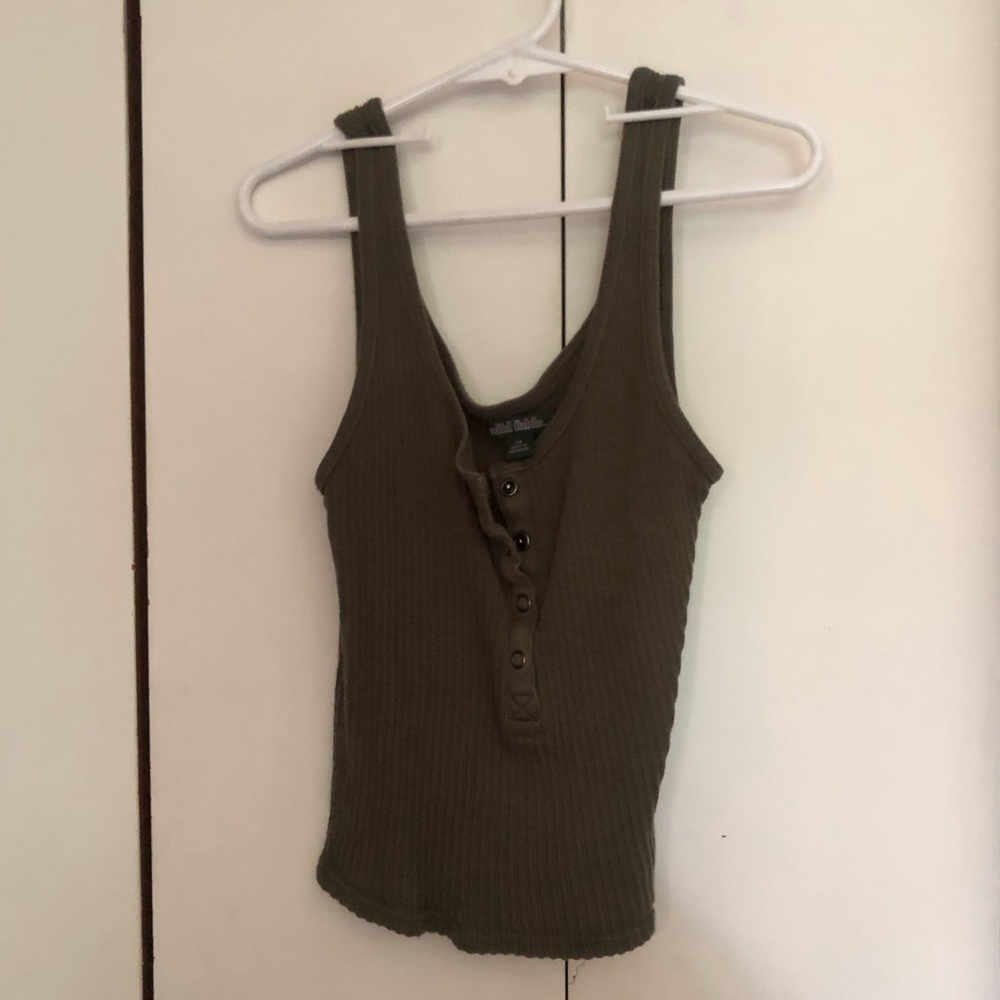 Cute vsco/y2k dark green crop top